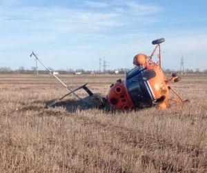 В Ставропольском крае совершил жесткую посадку вертолет Ми-2