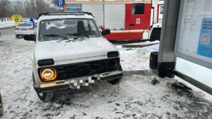 В Москве молодой водитель на «Ниве» сбил пять человек на остановке