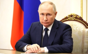 Путин заявил о необходимости укреплять систему соцгарантий для участников СВО