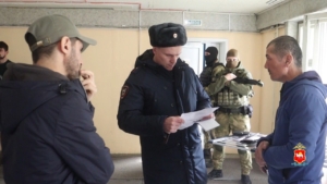 В Челябинске задержали 17 человек за организацию незаконной миграции