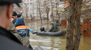 В Оренбурге включили сирену для массовой эвакуации из-за паводка