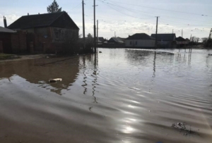 В Орске из-за прорыва дамбы в зоне подтопления оказались более четырех тысяч домов