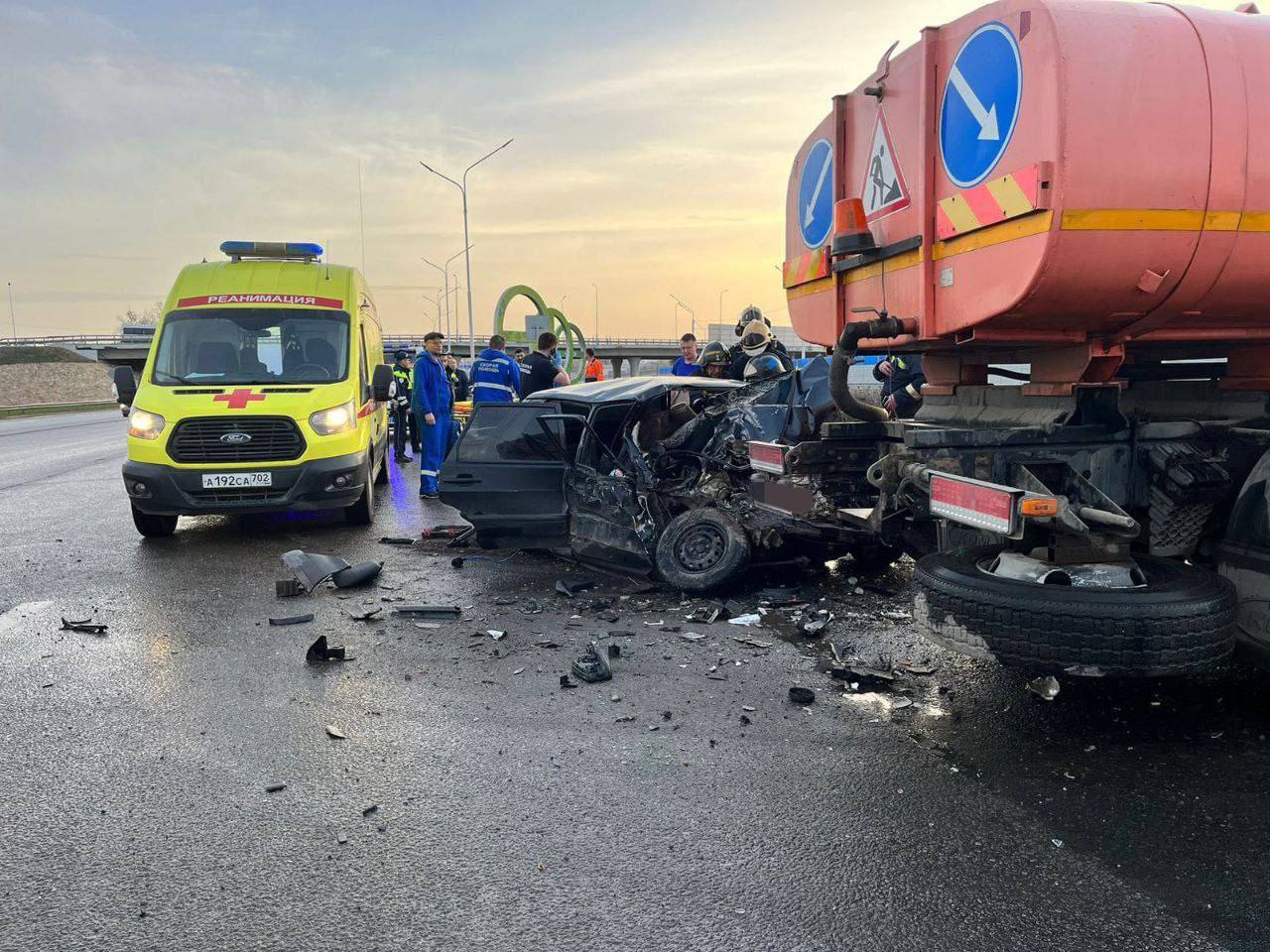 В Башкирии в ДТП с поливальной машиной погибли пять человек | Сапа