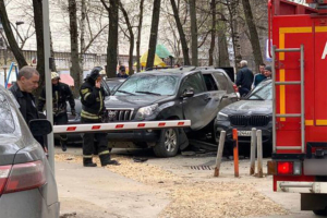 В Москве взорвался внедорожник