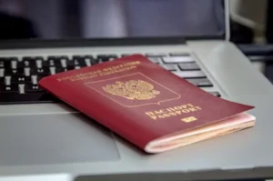 Лишенным гражданства России предложили право остаться в стране до 90 дней