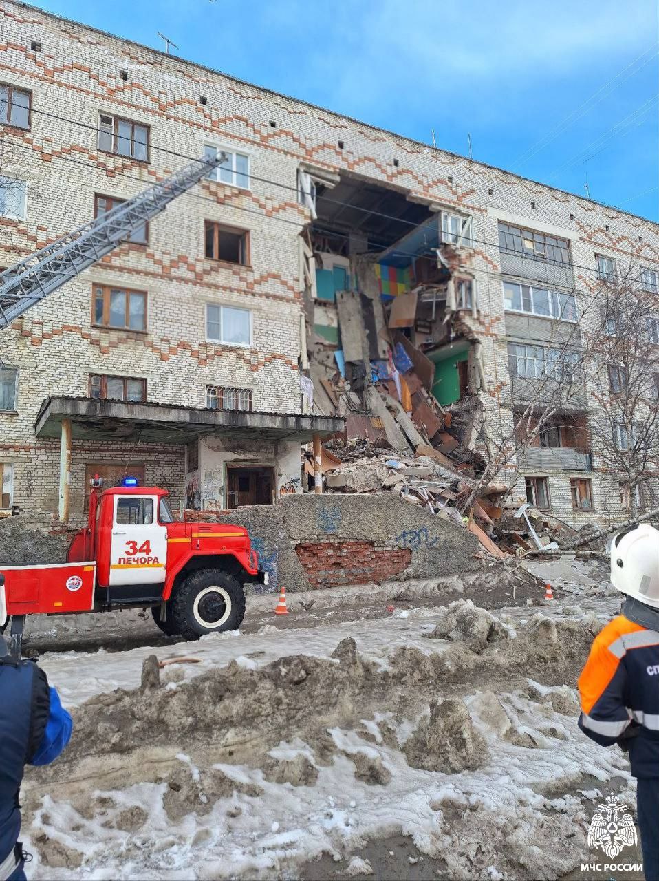 В Коми обрушилась часть жилого дома | Сапа