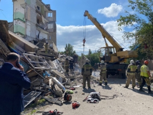 Из-под завалов разрушенного дома в Нижнем Тагиле достали тело восьмого погибшего